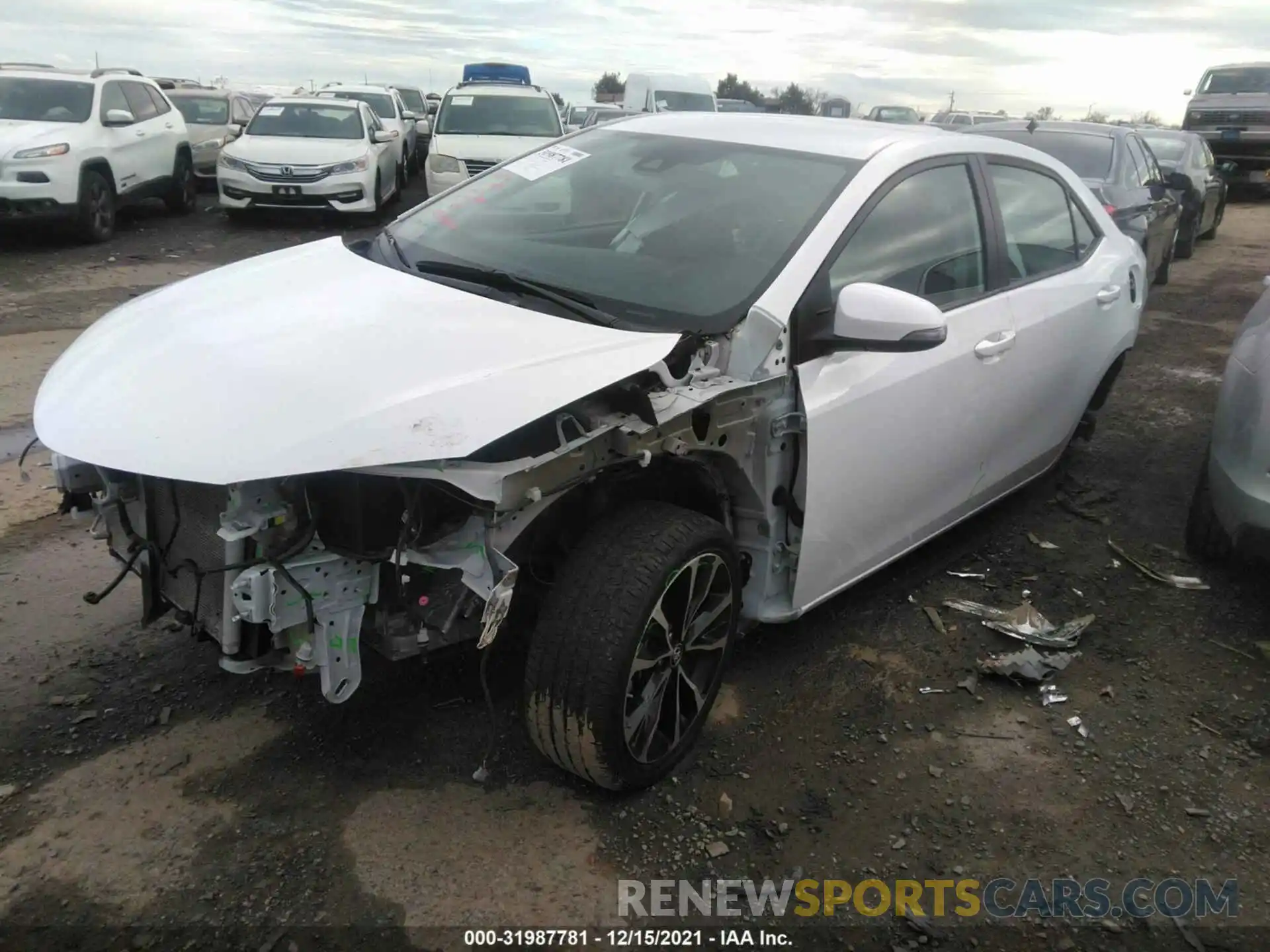 2 Photograph of a damaged car 5YFBURHE0KP931169 TOYOTA COROLLA 2019