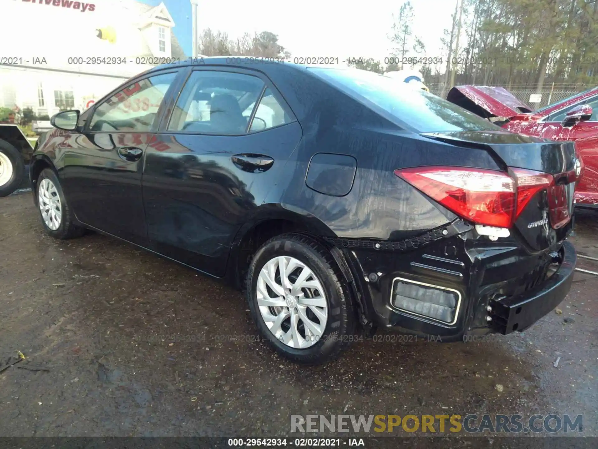 3 Photograph of a damaged car 5YFBURHE0KP931348 TOYOTA COROLLA 2019