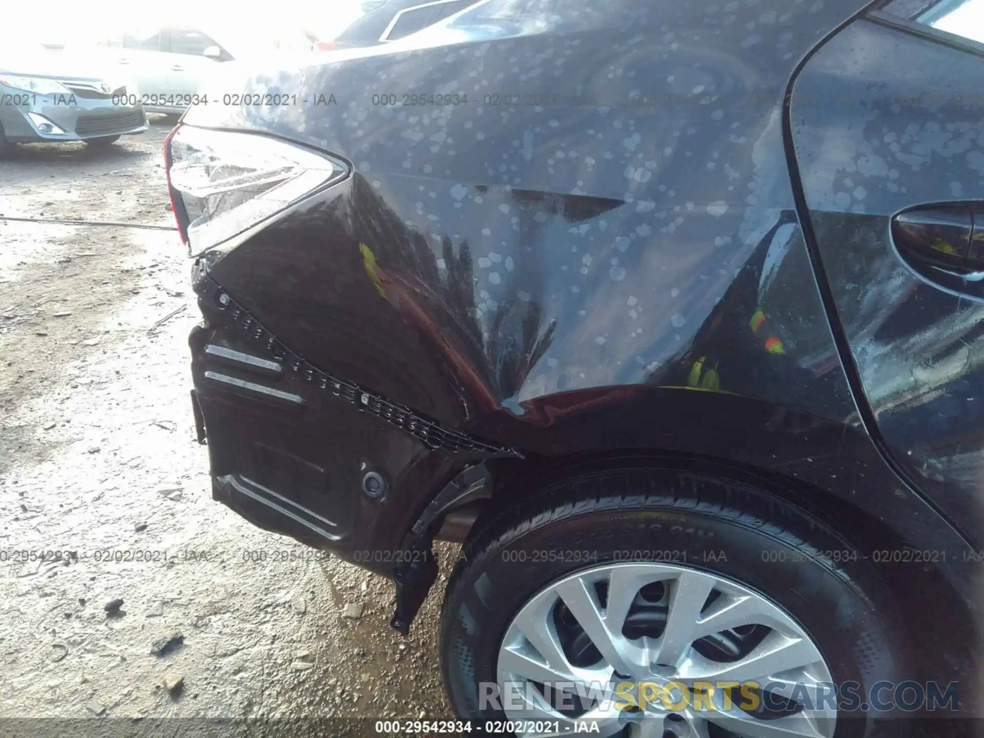 6 Photograph of a damaged car 5YFBURHE0KP931348 TOYOTA COROLLA 2019