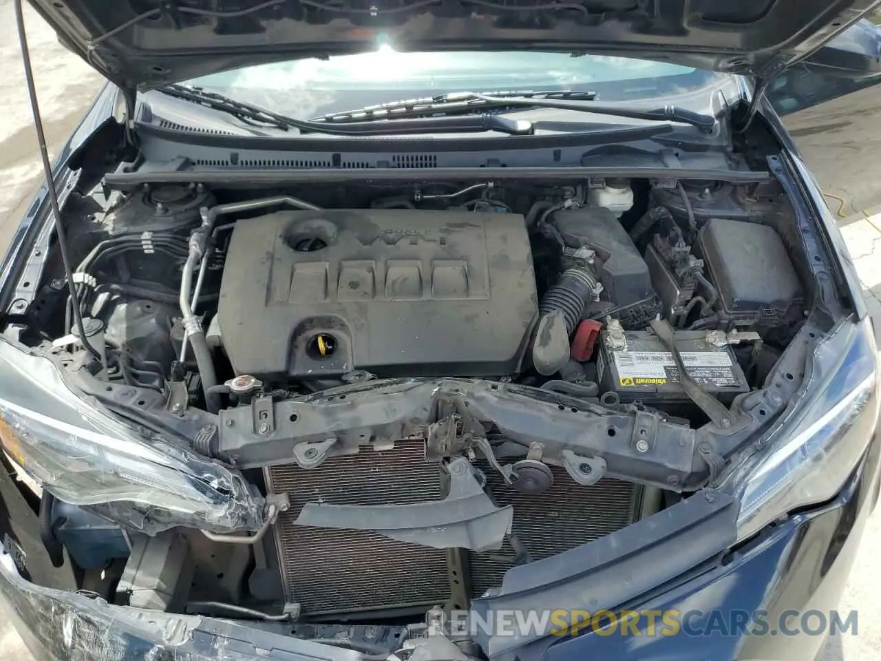 11 Photograph of a damaged car 5YFBURHE0KP934606 TOYOTA COROLLA 2019