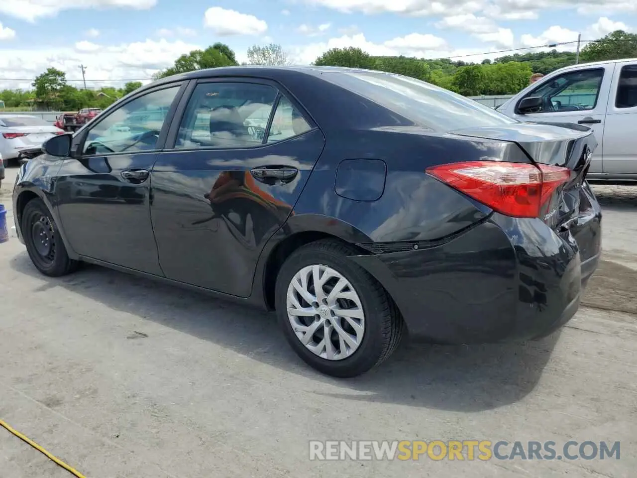 2 Photograph of a damaged car 5YFBURHE0KP934606 TOYOTA COROLLA 2019