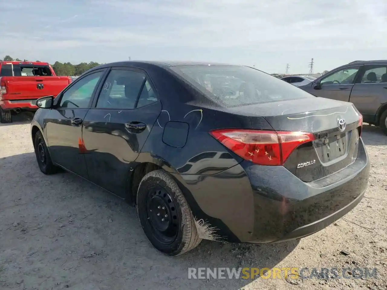 3 Photograph of a damaged car 5YFBURHE0KP934766 TOYOTA COROLLA 2019