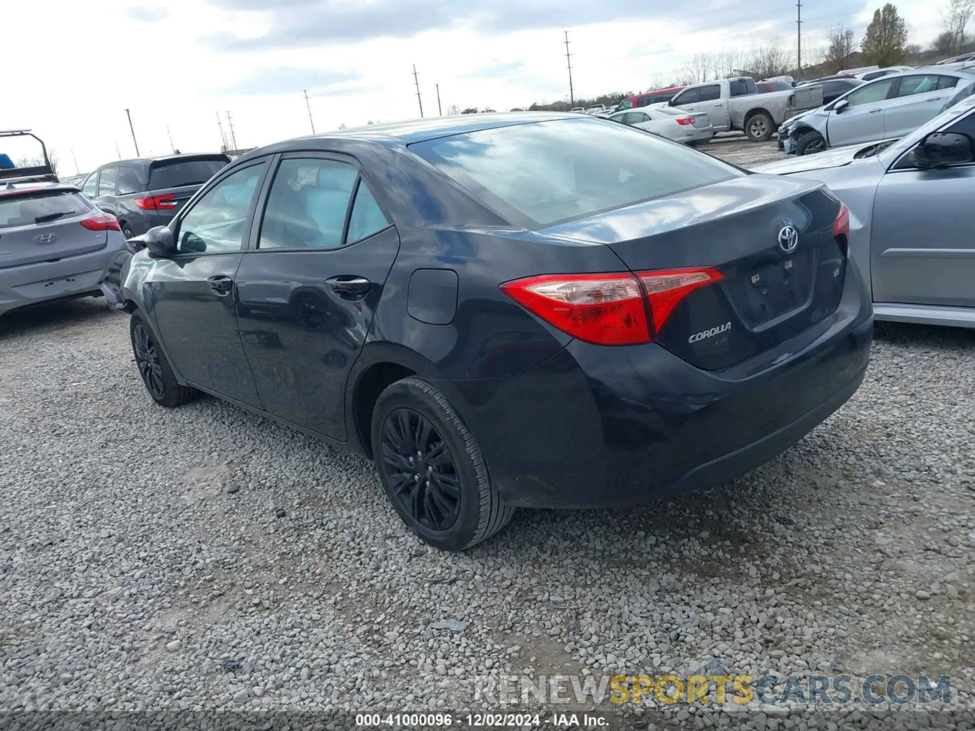 3 Photograph of a damaged car 5YFBURHE0KP935089 TOYOTA COROLLA 2019