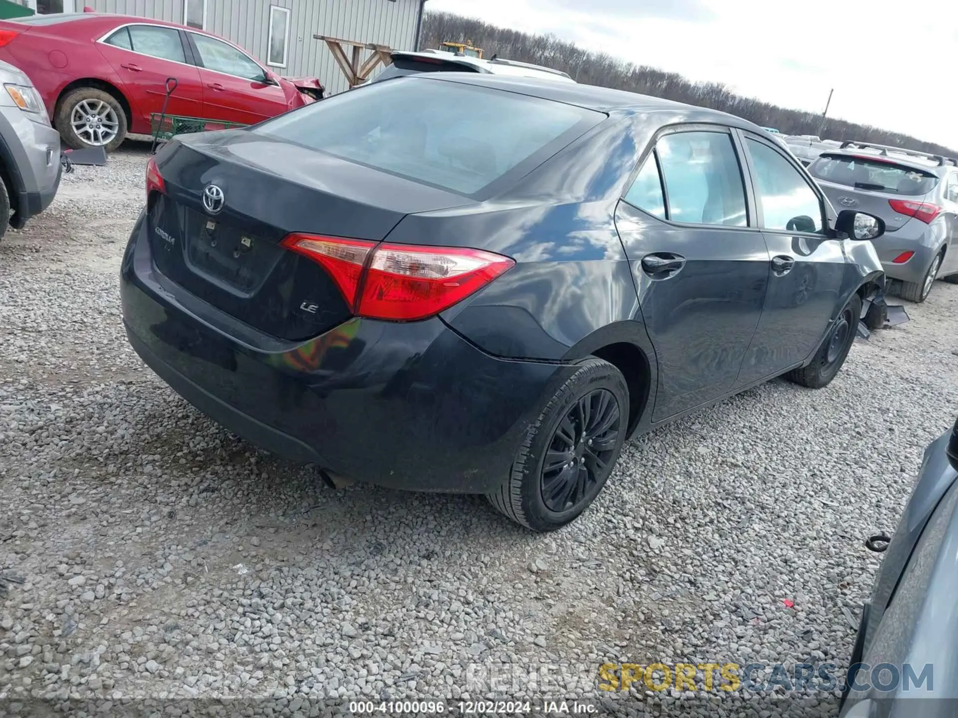 4 Photograph of a damaged car 5YFBURHE0KP935089 TOYOTA COROLLA 2019