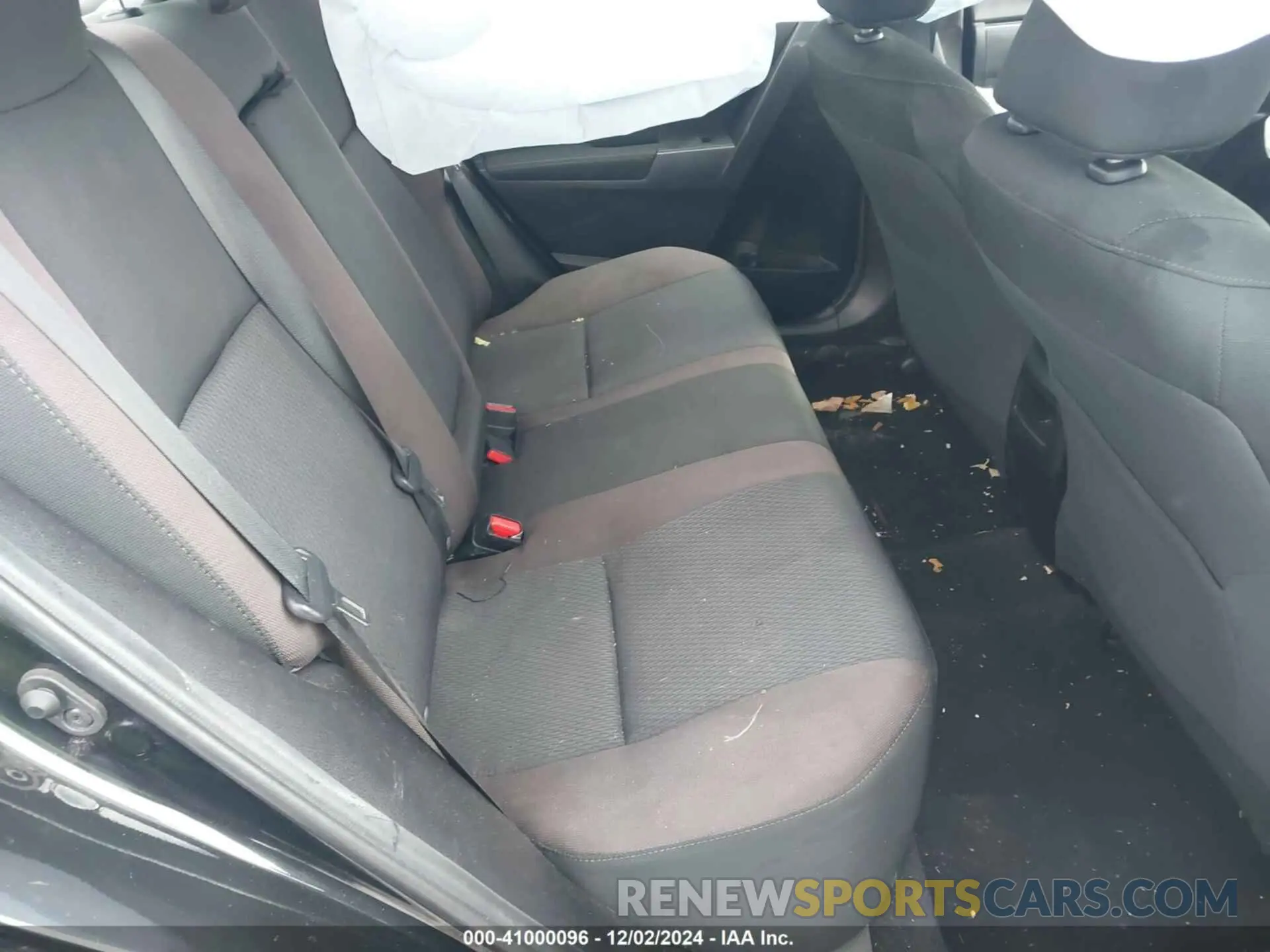 8 Photograph of a damaged car 5YFBURHE0KP935089 TOYOTA COROLLA 2019