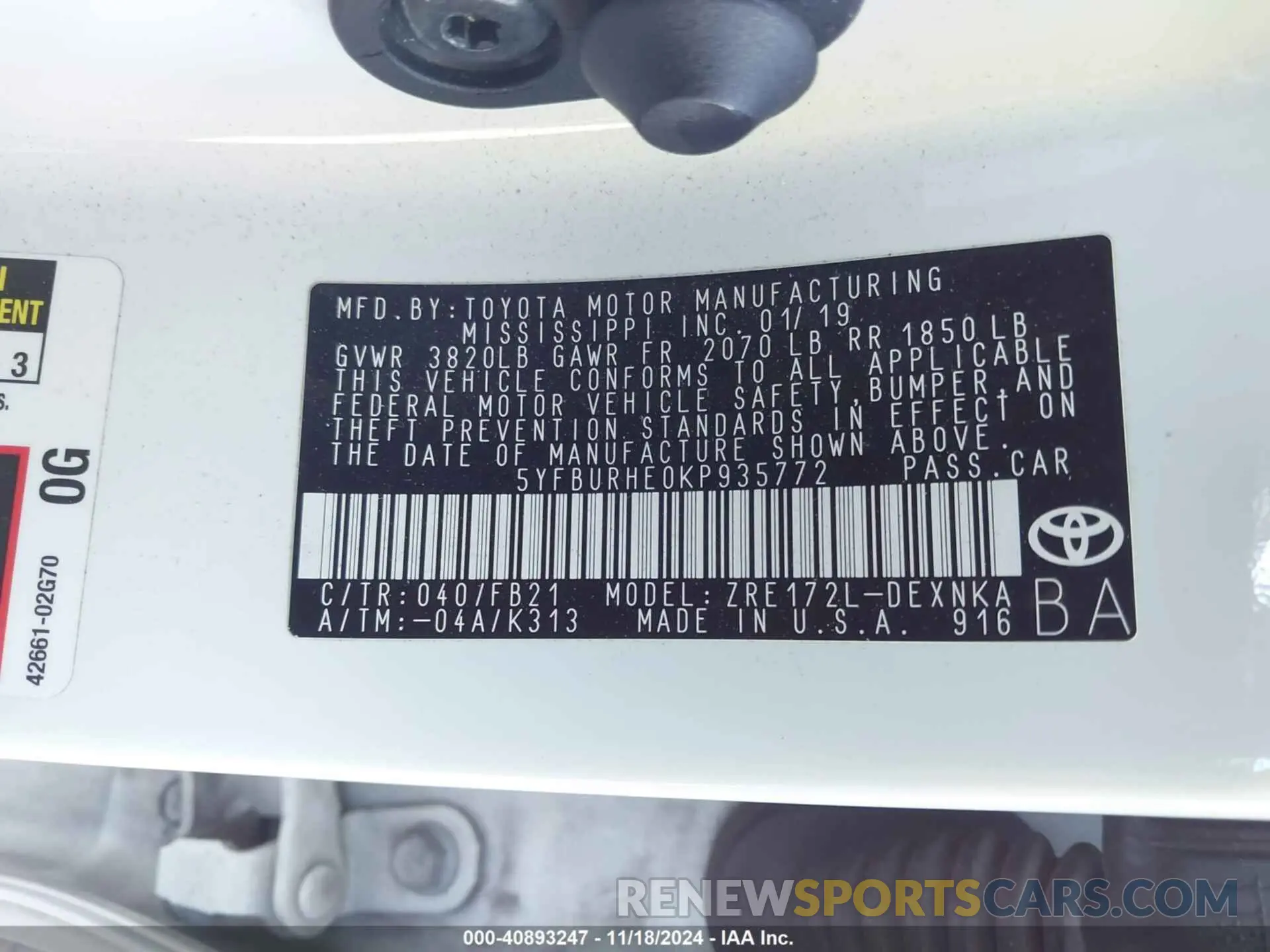 9 Photograph of a damaged car 5YFBURHE0KP935772 TOYOTA COROLLA 2019