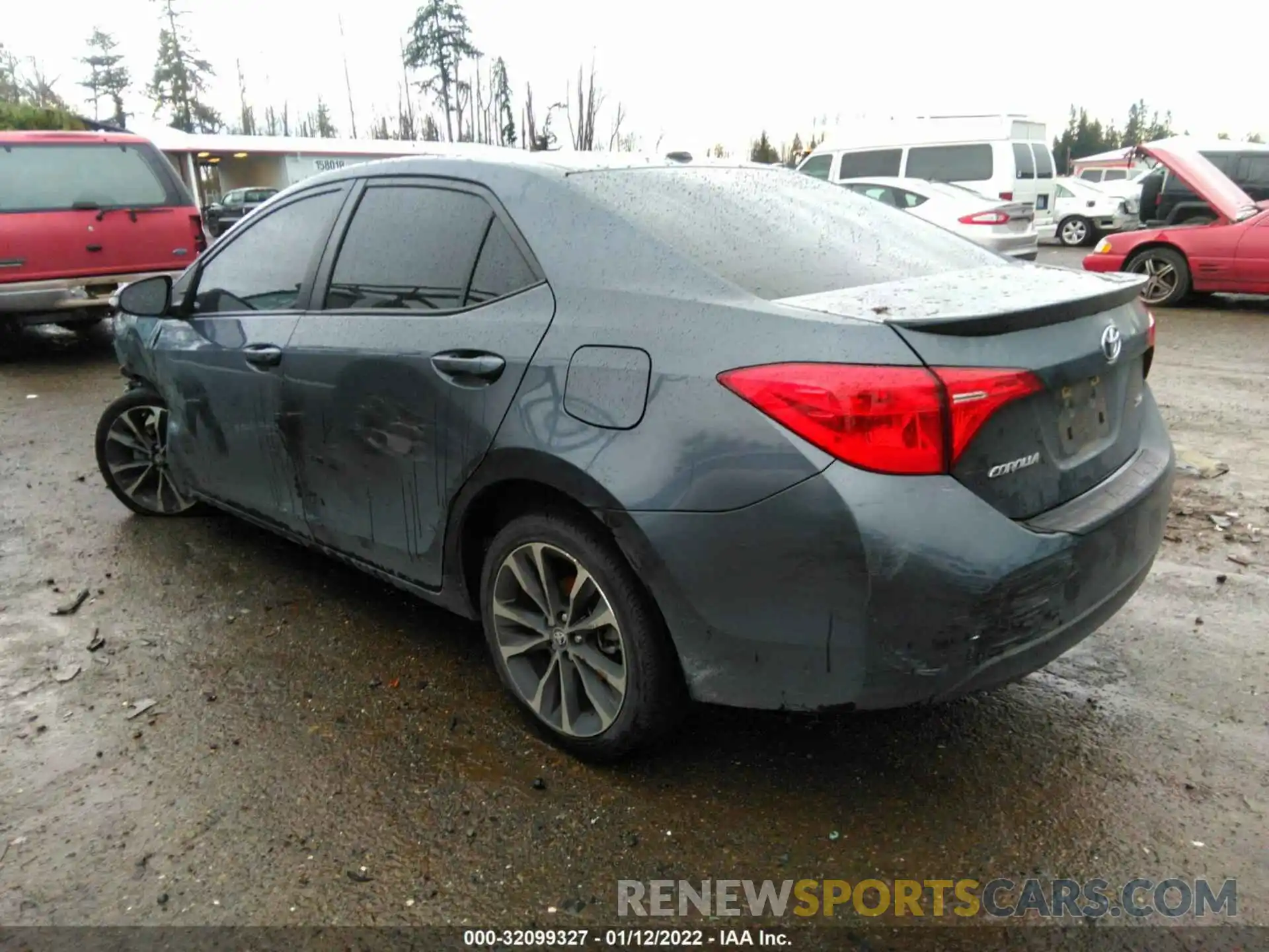 3 Photograph of a damaged car 5YFBURHE0KP937506 TOYOTA COROLLA 2019