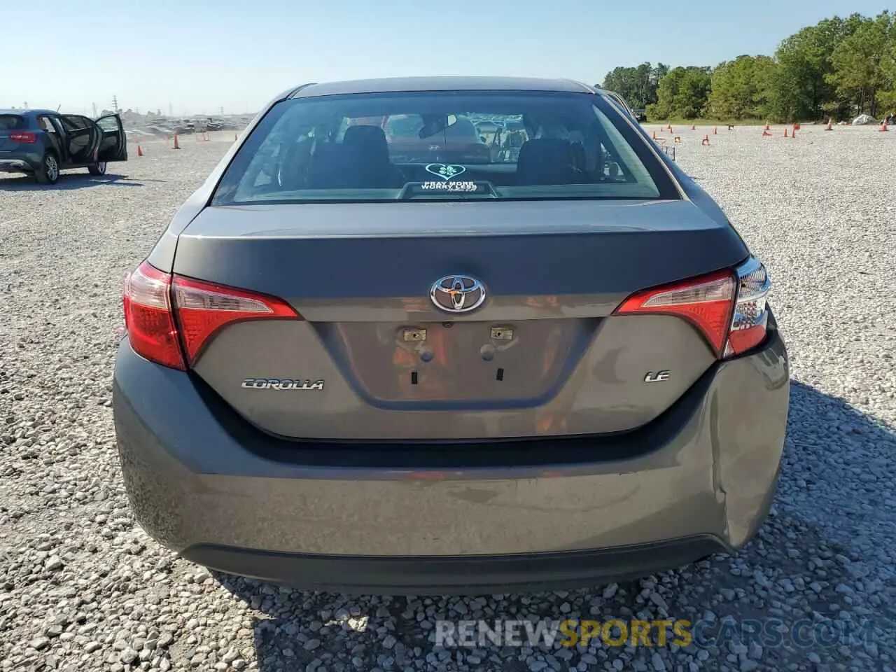 6 Photograph of a damaged car 5YFBURHE0KP939191 TOYOTA COROLLA 2019