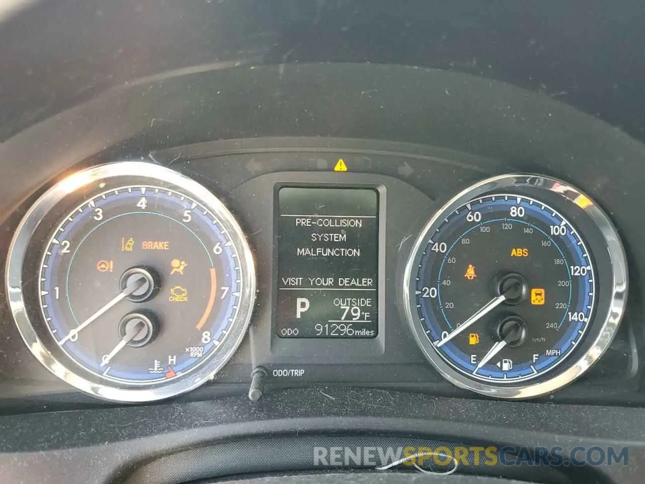 9 Photograph of a damaged car 5YFBURHE0KP939191 TOYOTA COROLLA 2019
