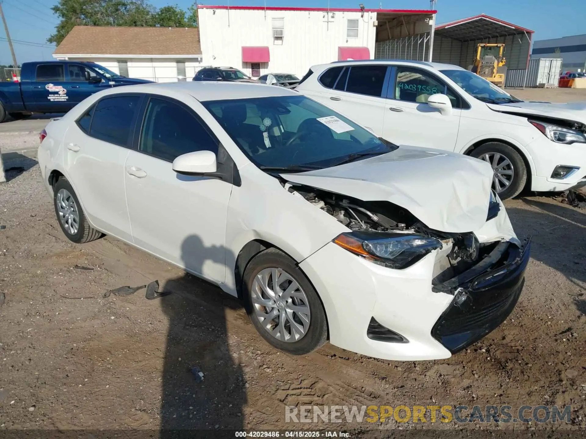 1 Photograph of a damaged car 5YFBURHE0KP940096 TOYOTA COROLLA 2019