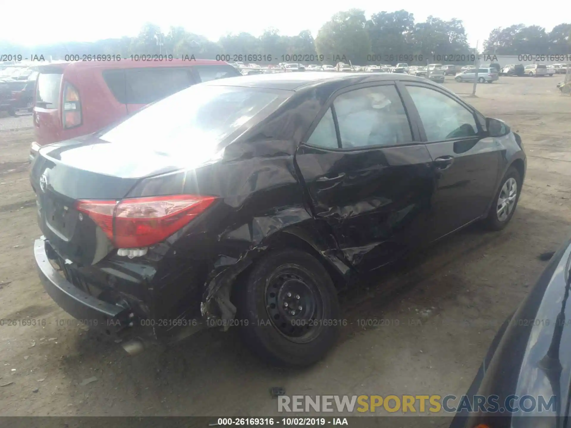 4 Photograph of a damaged car 5YFBURHE0KP943273 TOYOTA COROLLA 2019