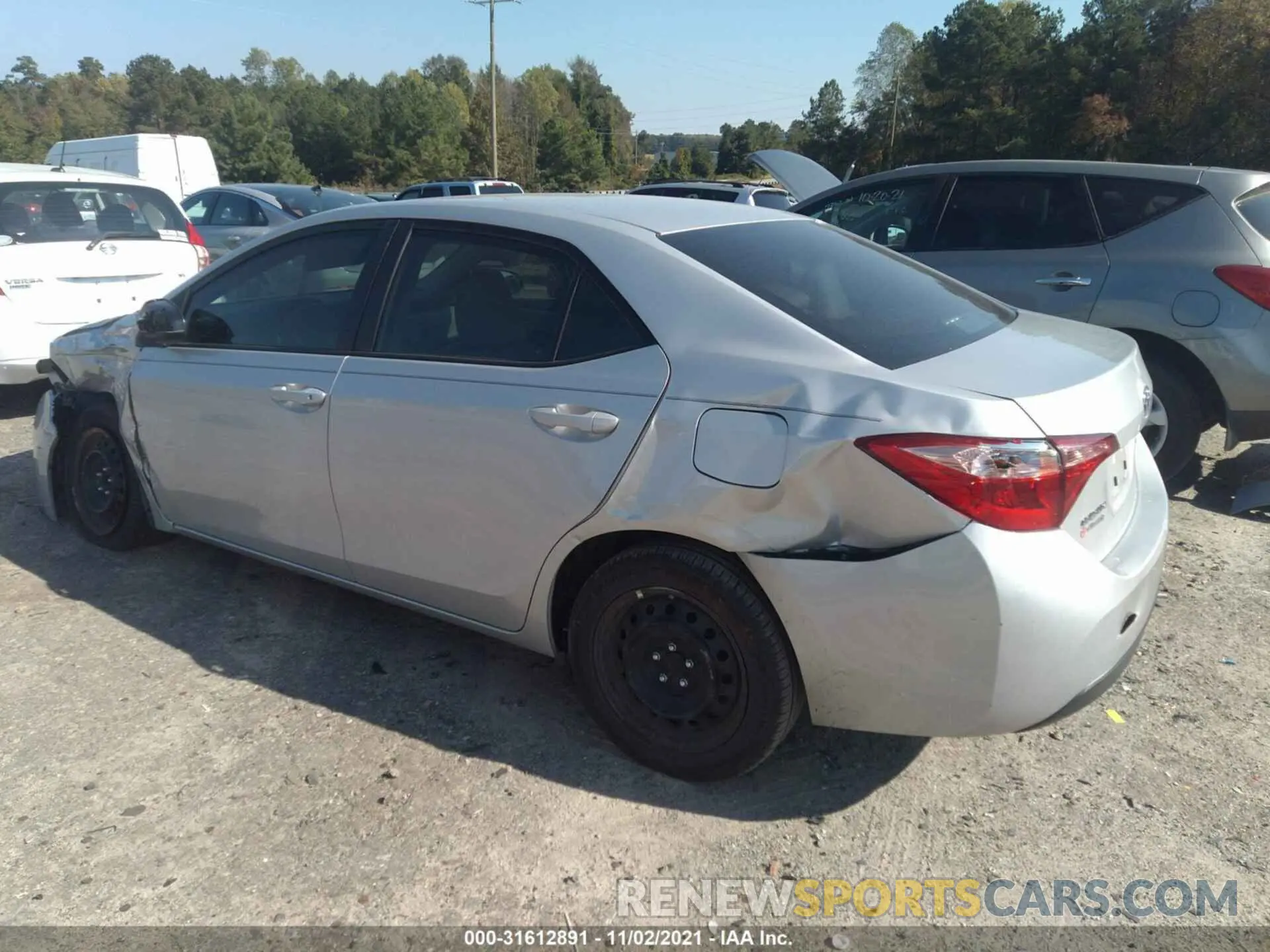 3 Photograph of a damaged car 5YFBURHE0KP944715 TOYOTA COROLLA 2019