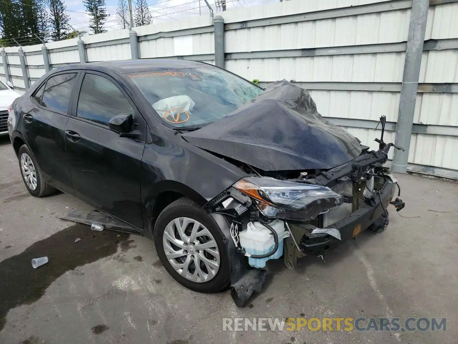 1 Photograph of a damaged car 5YFBURHE0KP945735 TOYOTA COROLLA 2019