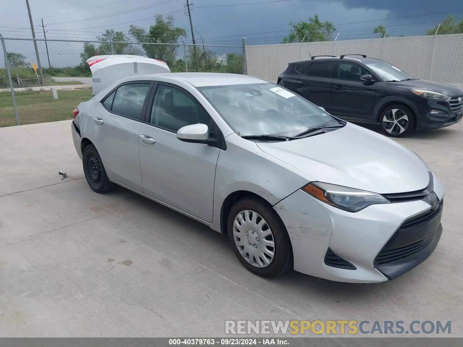 1 Photograph of a damaged car 5YFBURHE0KP946321 TOYOTA COROLLA 2019