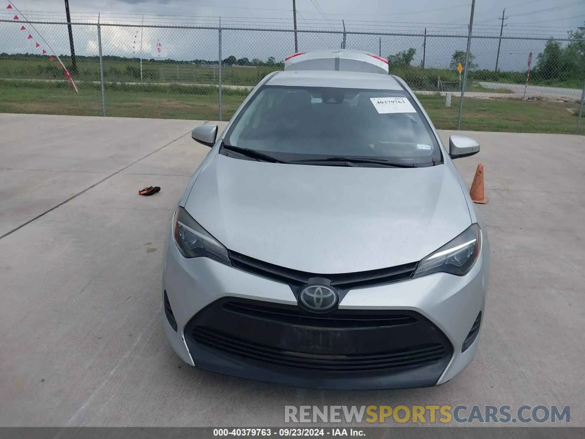 12 Photograph of a damaged car 5YFBURHE0KP946321 TOYOTA COROLLA 2019