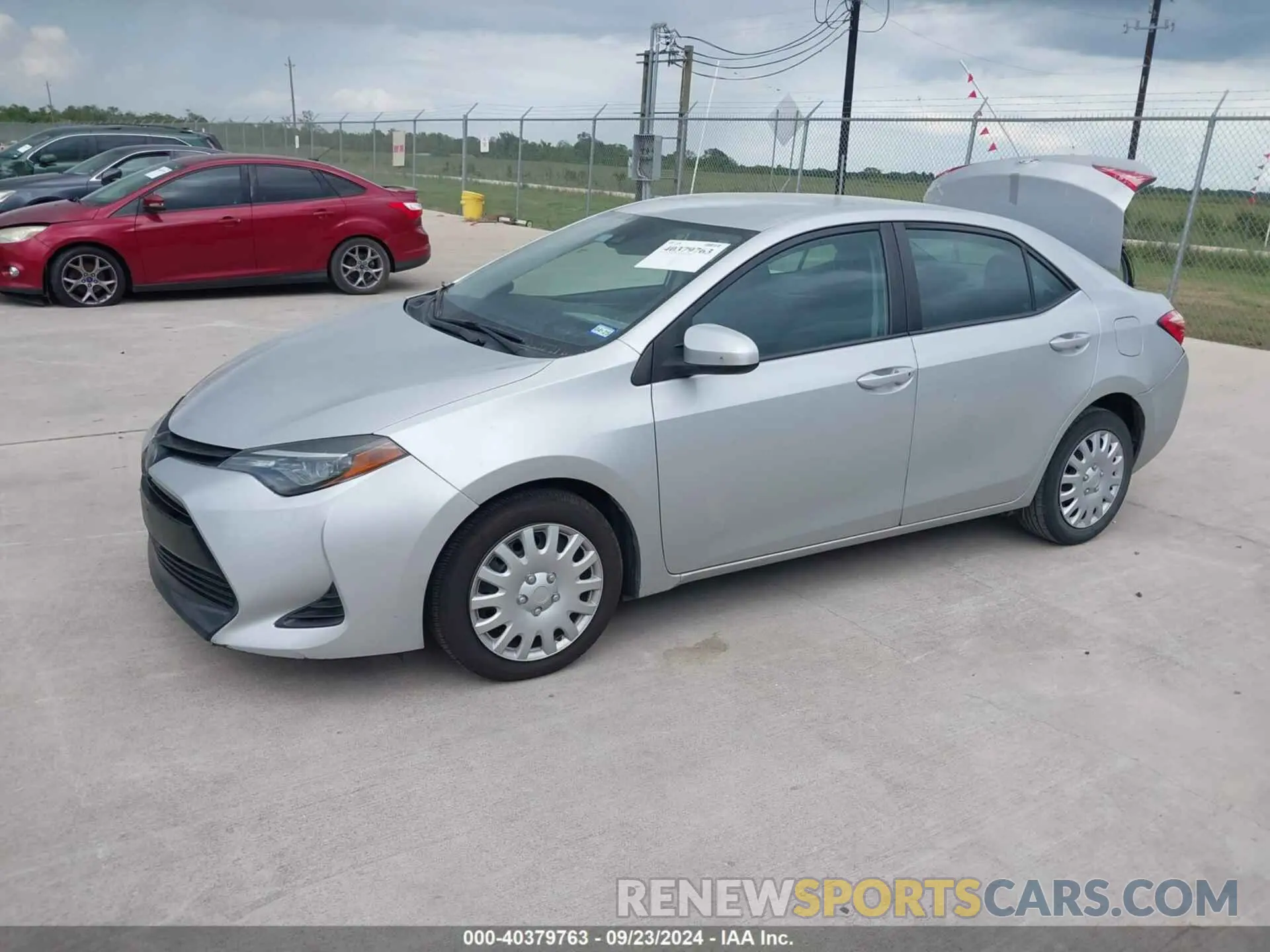 2 Photograph of a damaged car 5YFBURHE0KP946321 TOYOTA COROLLA 2019