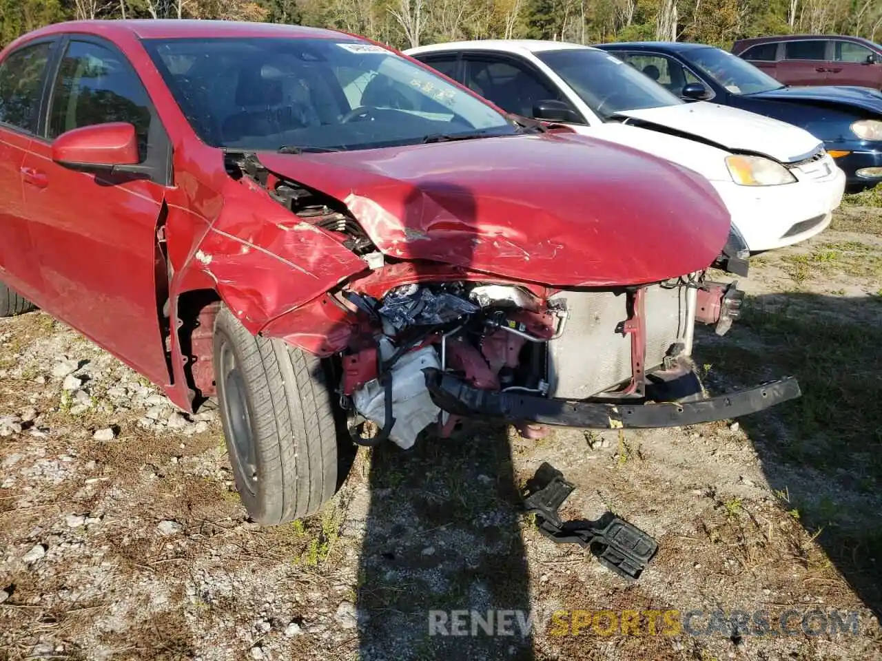 9 Photograph of a damaged car 5YFBURHE0KP947288 TOYOTA COROLLA 2019