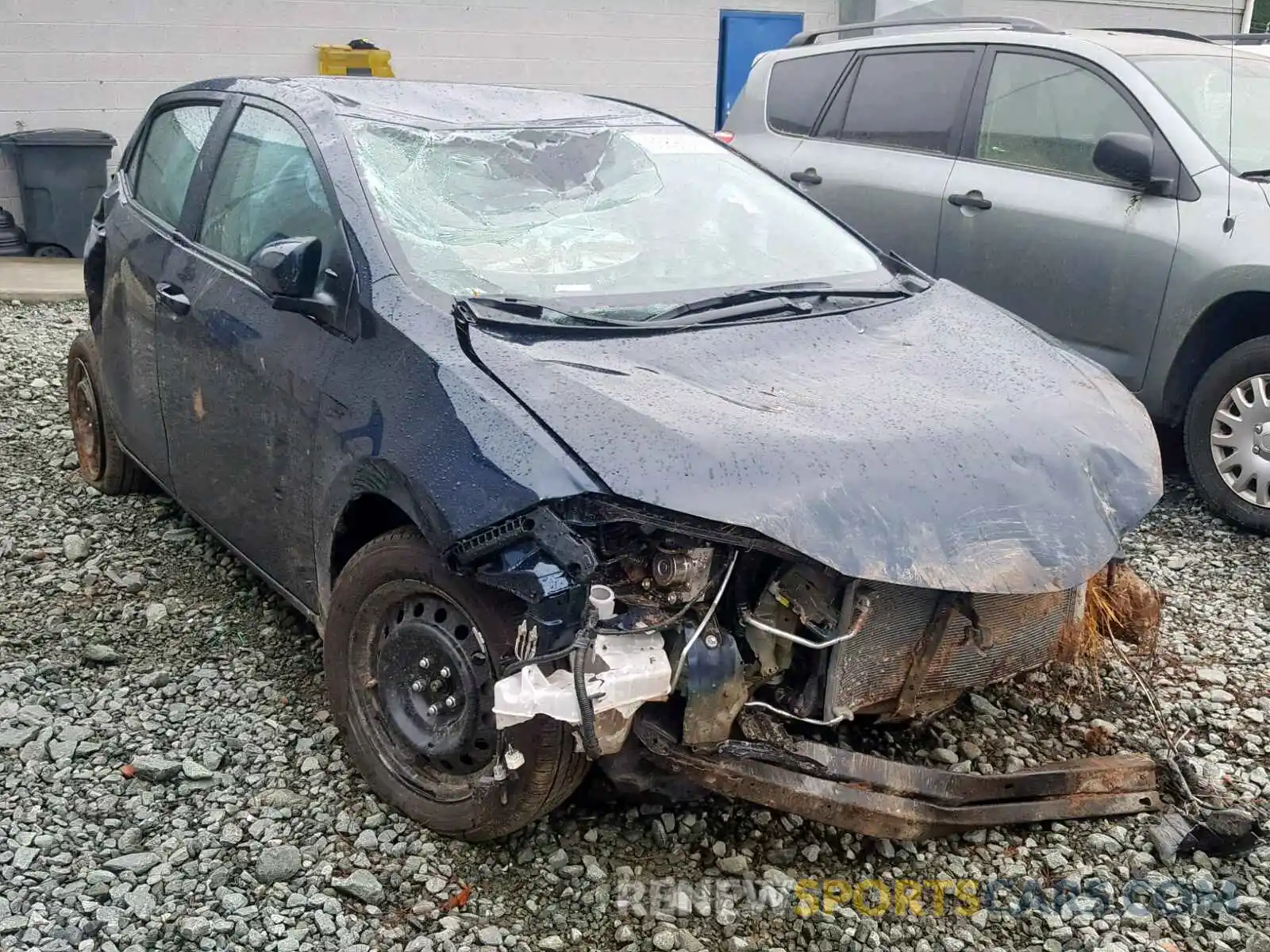 1 Photograph of a damaged car 5YFBURHE0KP948439 TOYOTA COROLLA 2019