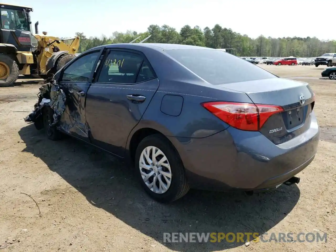 3 Photograph of a damaged car 5YFBURHE0KP949672 TOYOTA COROLLA 2019