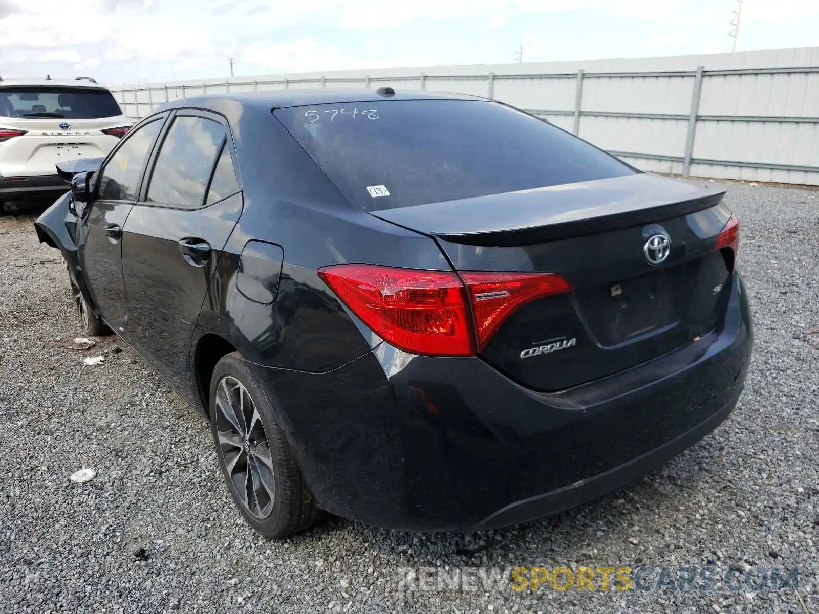 3 Photograph of a damaged car 5YFBURHE1KP858958 TOYOTA COROLLA 2019