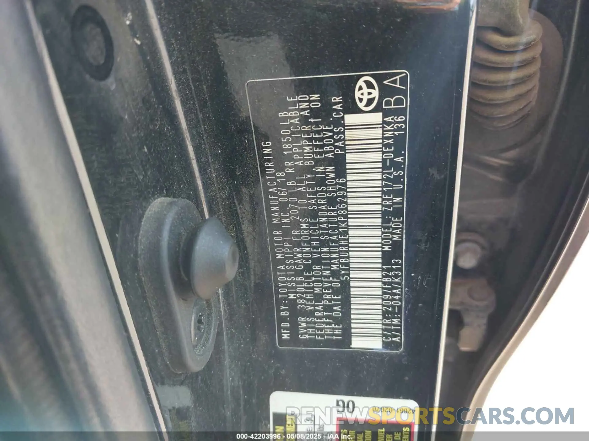 9 Photograph of a damaged car 5YFBURHE1KP862976 TOYOTA COROLLA 2019