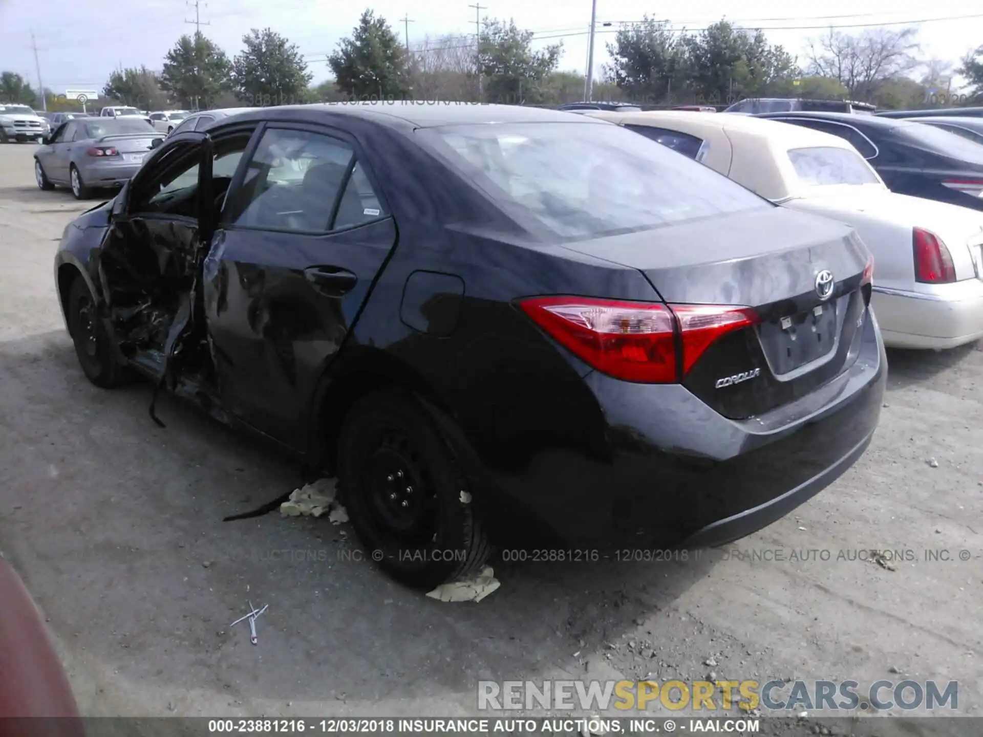 3 Photograph of a damaged car 5YFBURHE1KP863030 TOYOTA COROLLA 2019