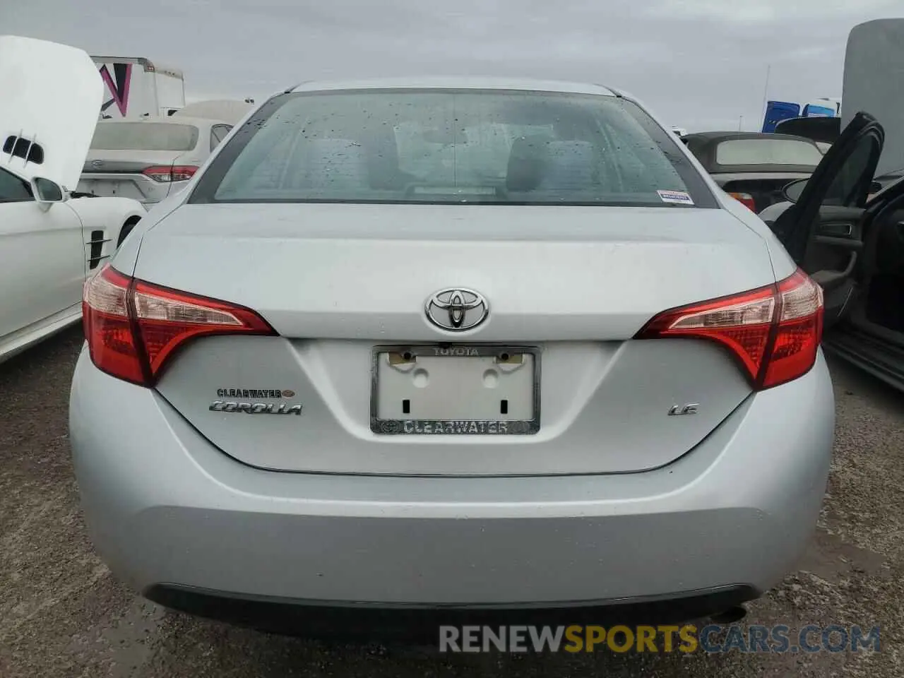 6 Photograph of a damaged car 5YFBURHE1KP866073 TOYOTA COROLLA 2019