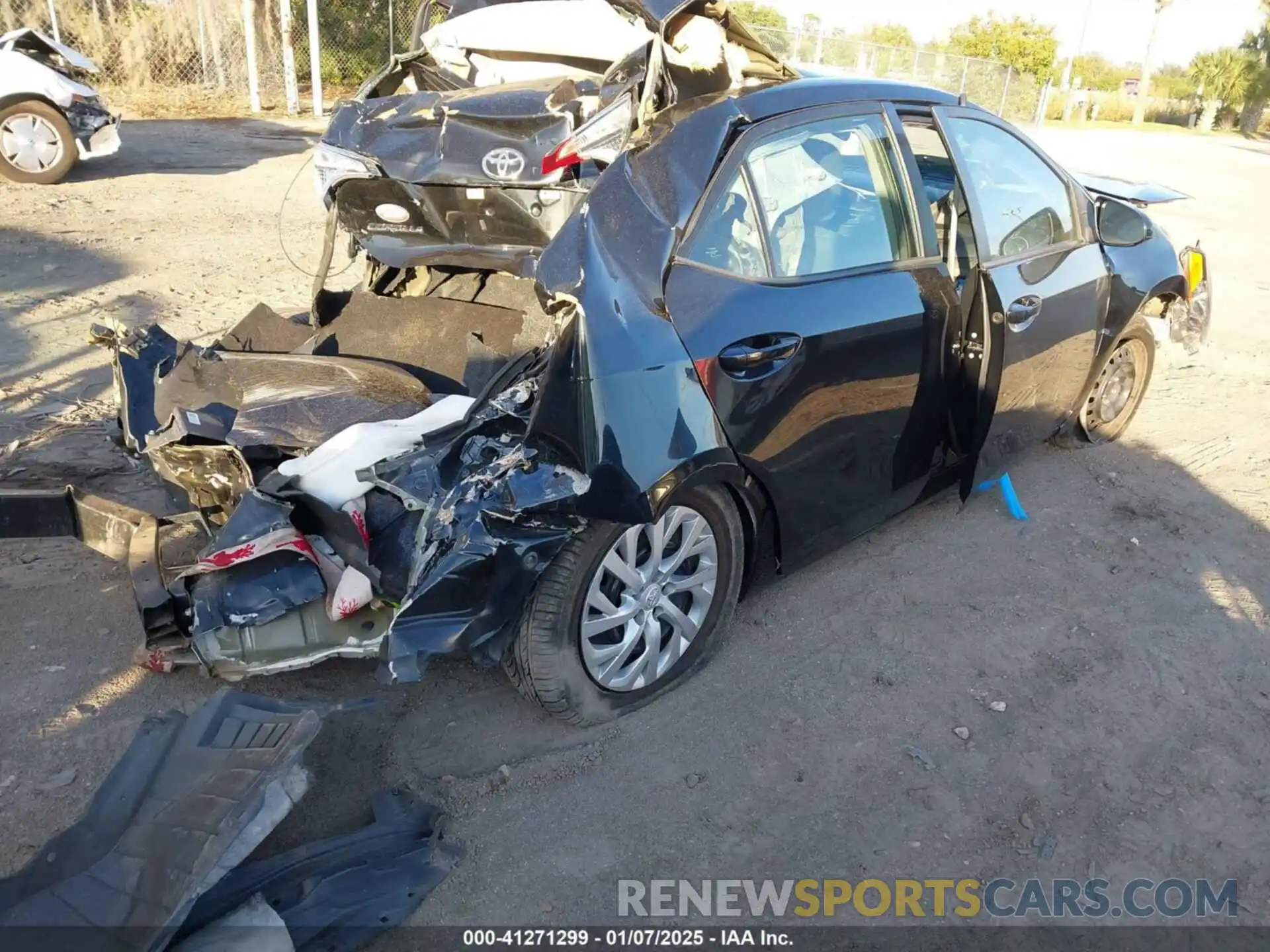 4 Photograph of a damaged car 5YFBURHE1KP870639 TOYOTA COROLLA 2019