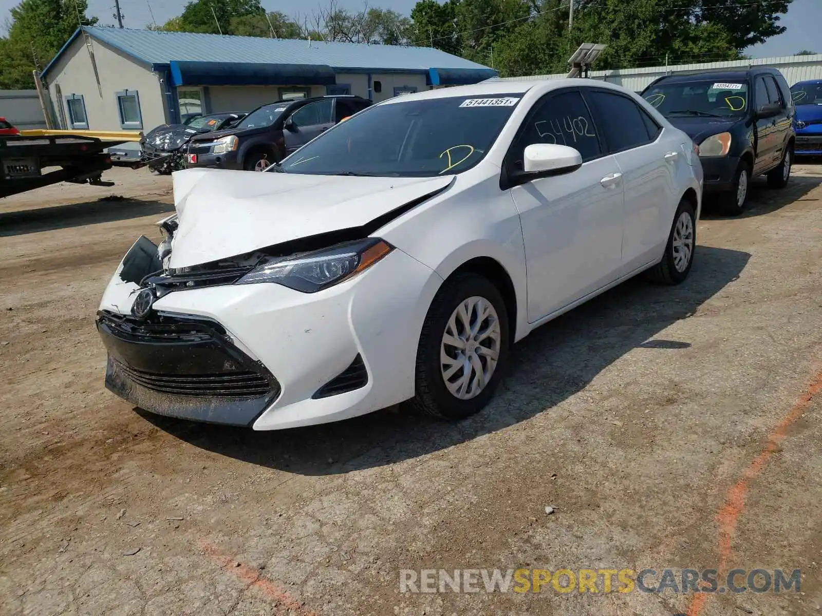 2 Photograph of a damaged car 5YFBURHE1KP873086 TOYOTA COROLLA 2019