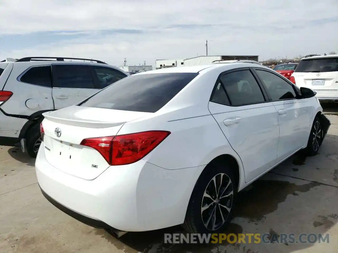 4 Photograph of a damaged car 5YFBURHE1KP873993 TOYOTA COROLLA 2019