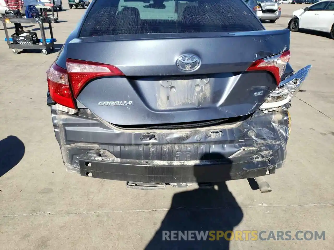 9 Photograph of a damaged car 5YFBURHE1KP877428 TOYOTA COROLLA 2019