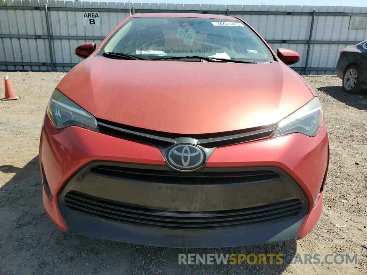 5 Photograph of a damaged car 5YFBURHE1KP880426 TOYOTA COROLLA 2019