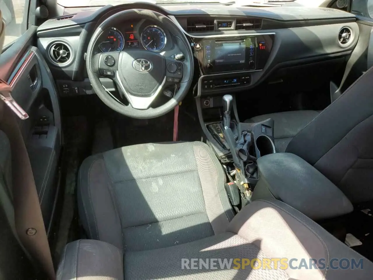 8 Photograph of a damaged car 5YFBURHE1KP880426 TOYOTA COROLLA 2019
