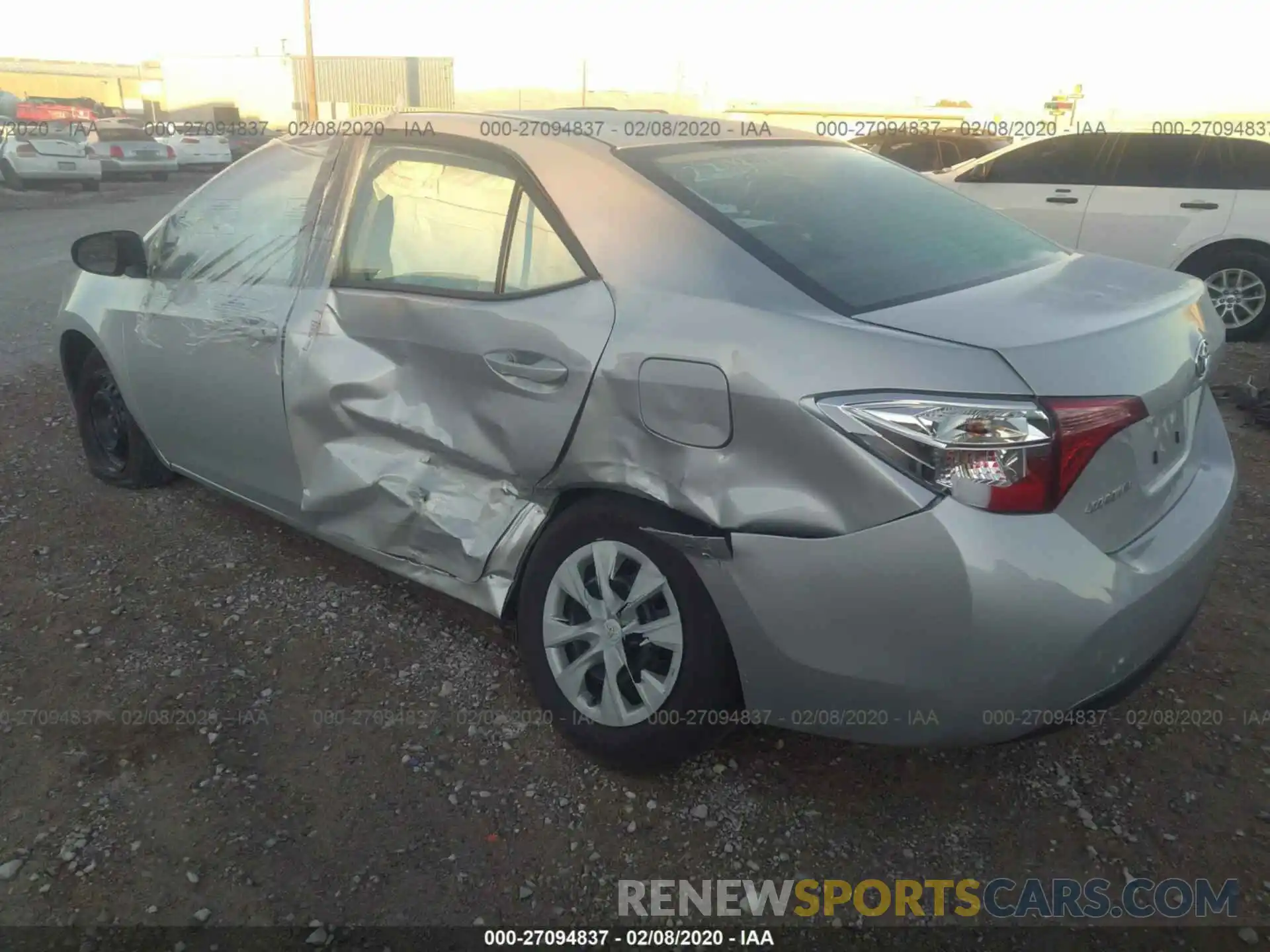 3 Photograph of a damaged car 5YFBURHE1KP884055 TOYOTA COROLLA 2019