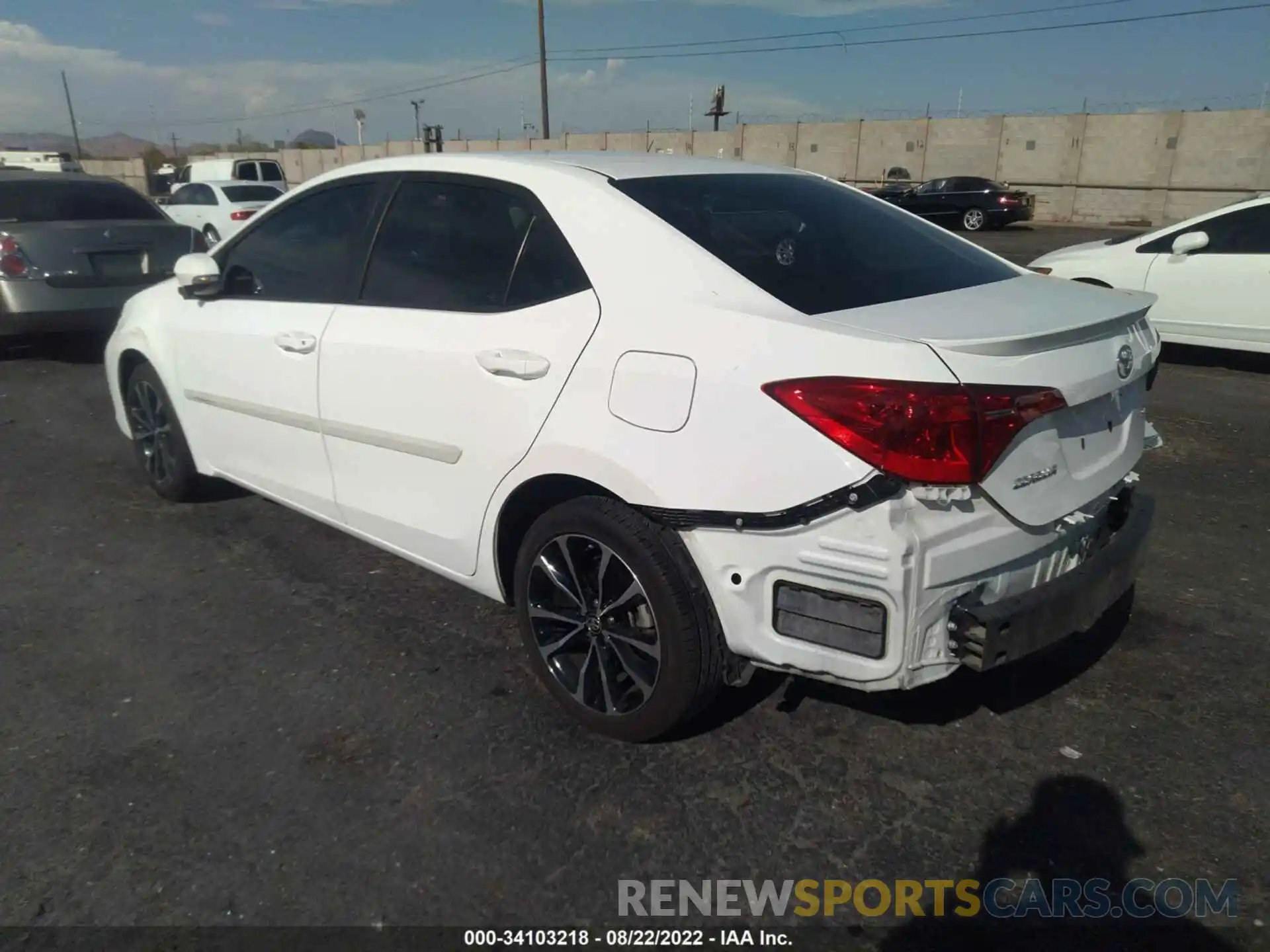 3 Photograph of a damaged car 5YFBURHE1KP887439 TOYOTA COROLLA 2019