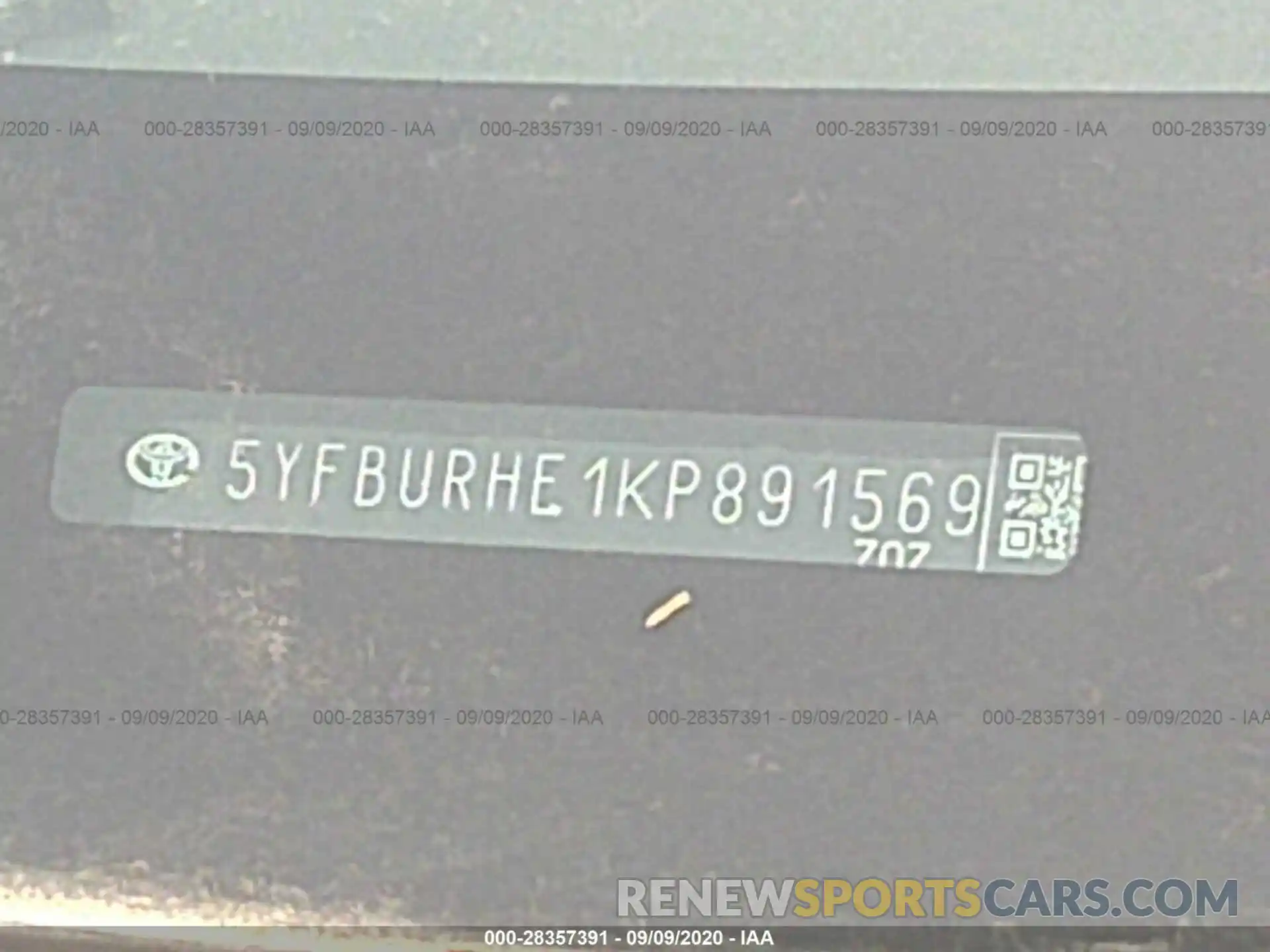 8 Photograph of a damaged car 5YFBURHE1KP891569 TOYOTA COROLLA 2019