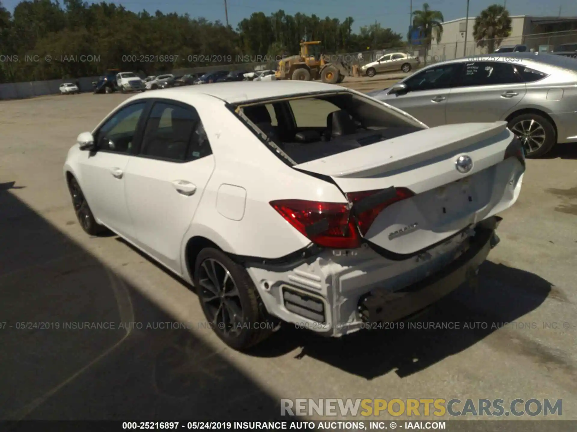 3 Photograph of a damaged car 5YFBURHE1KP894391 TOYOTA COROLLA 2019