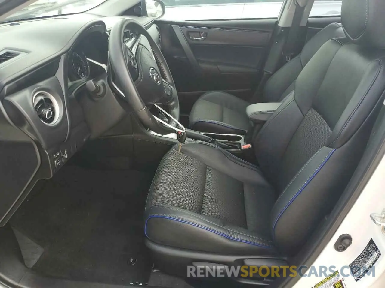 7 Photograph of a damaged car 5YFBURHE1KP901033 TOYOTA COROLLA 2019