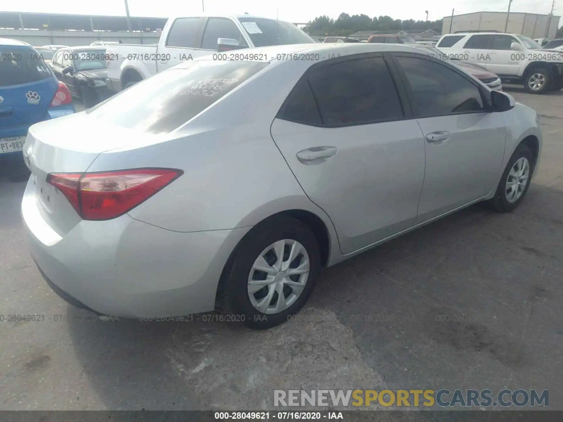 4 Photograph of a damaged car 5YFBURHE1KP904935 TOYOTA COROLLA 2019