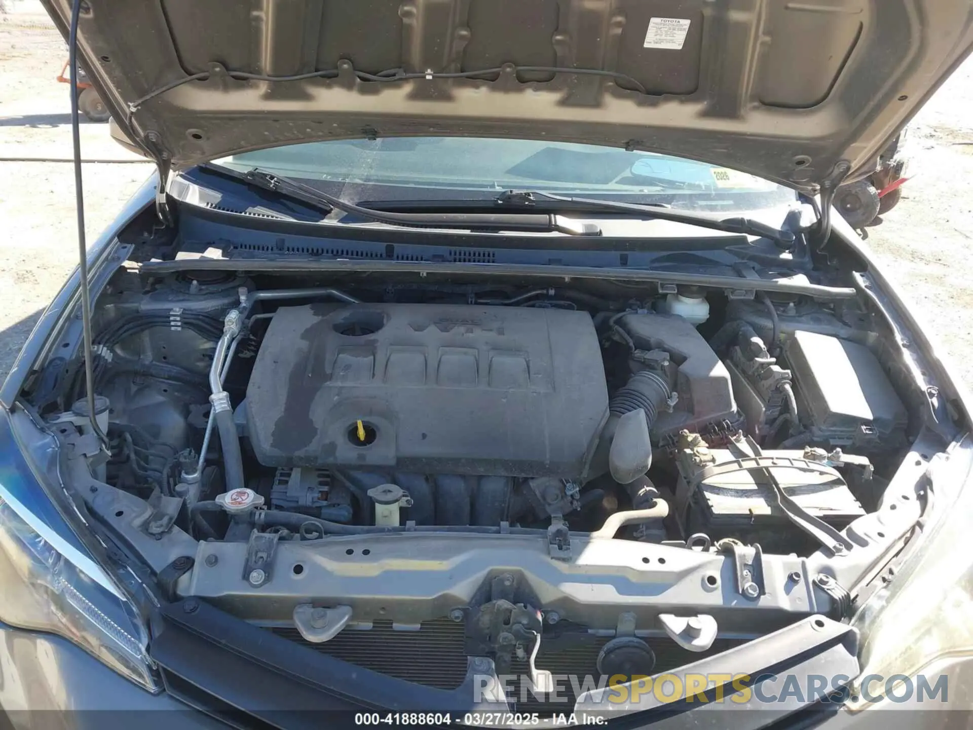 10 Photograph of a damaged car 5YFBURHE1KP905180 TOYOTA COROLLA 2019