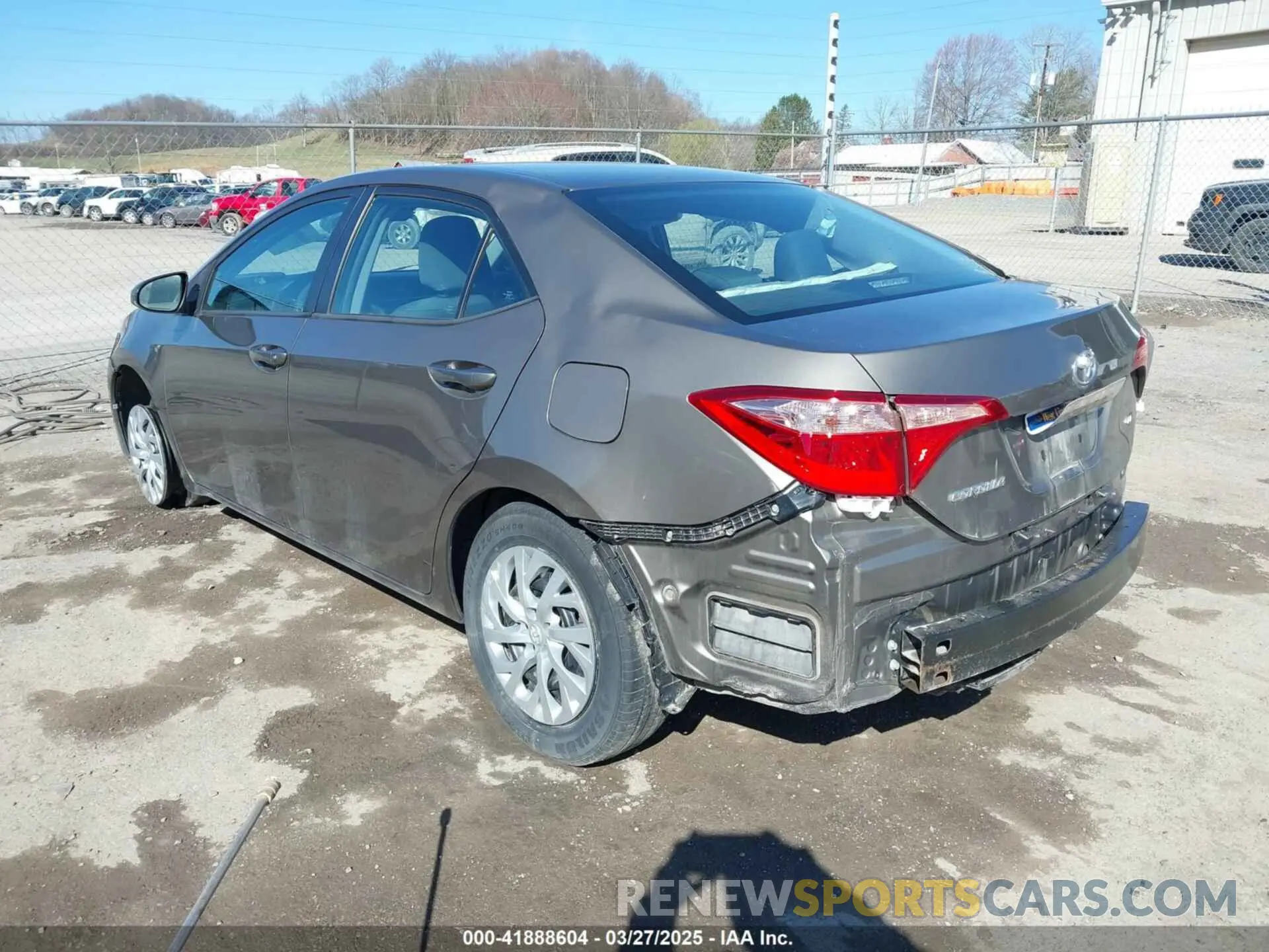 3 Photograph of a damaged car 5YFBURHE1KP905180 TOYOTA COROLLA 2019