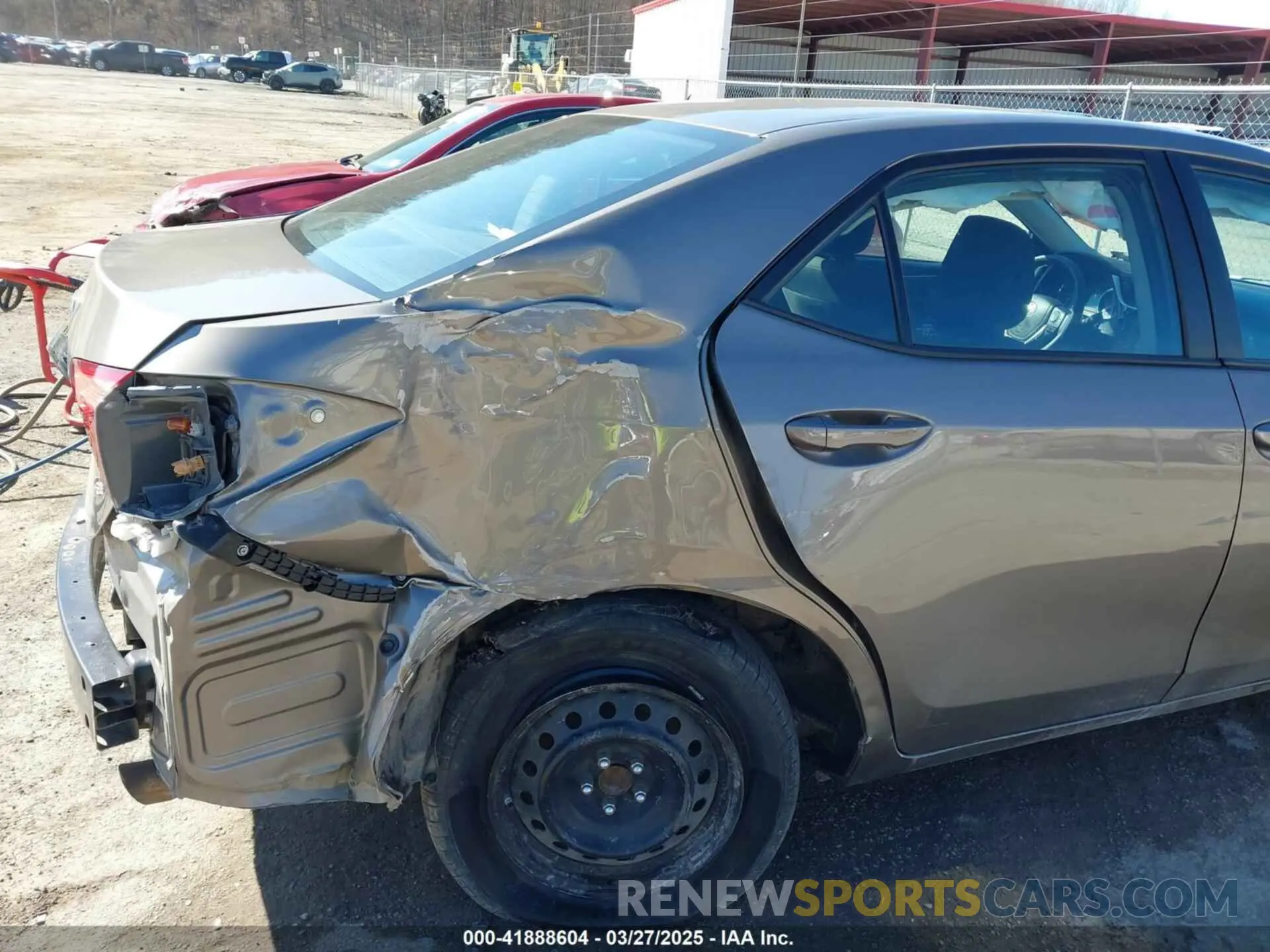6 Photograph of a damaged car 5YFBURHE1KP905180 TOYOTA COROLLA 2019