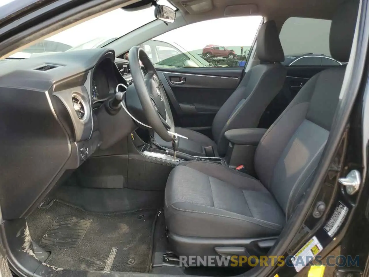 7 Photograph of a damaged car 5YFBURHE1KP915689 TOYOTA COROLLA 2019