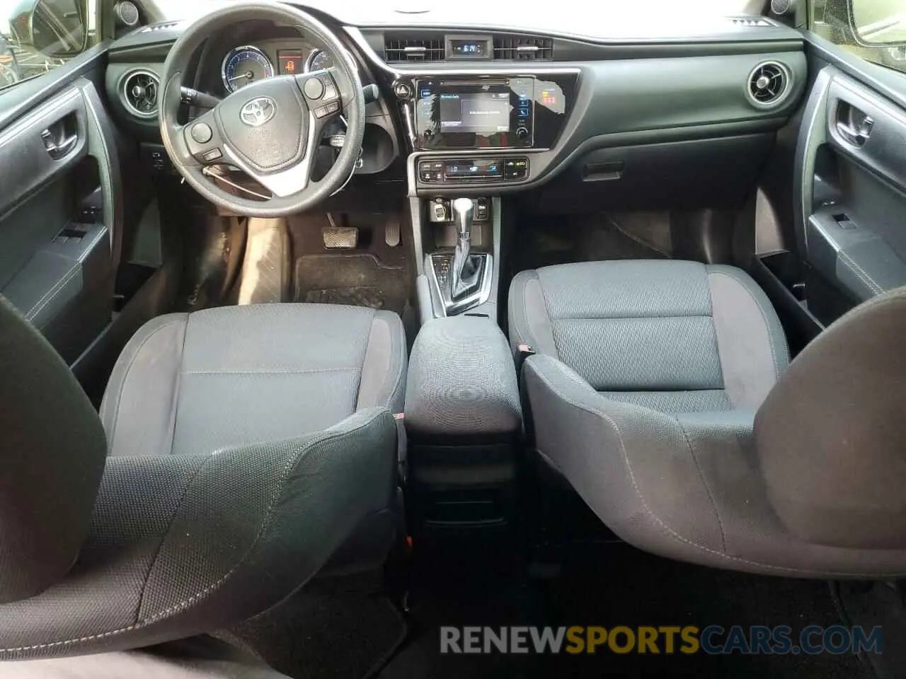 8 Photograph of a damaged car 5YFBURHE1KP915689 TOYOTA COROLLA 2019