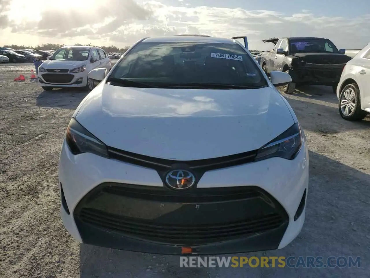 5 Photograph of a damaged car 5YFBURHE1KP917961 TOYOTA COROLLA 2019