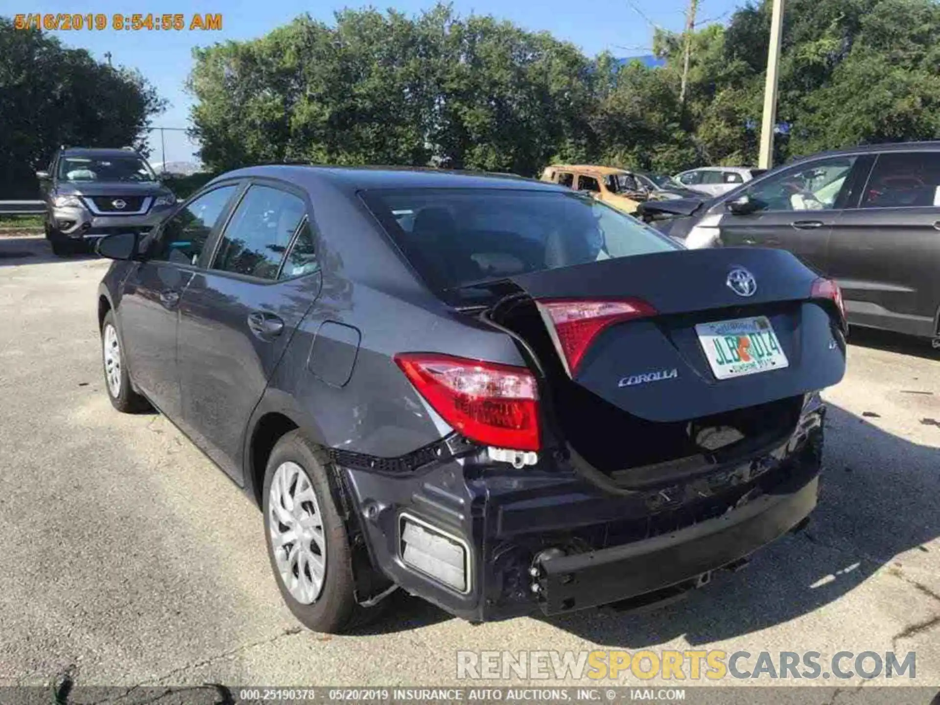 15 Photograph of a damaged car 5YFBURHE1KP922318 TOYOTA COROLLA 2019