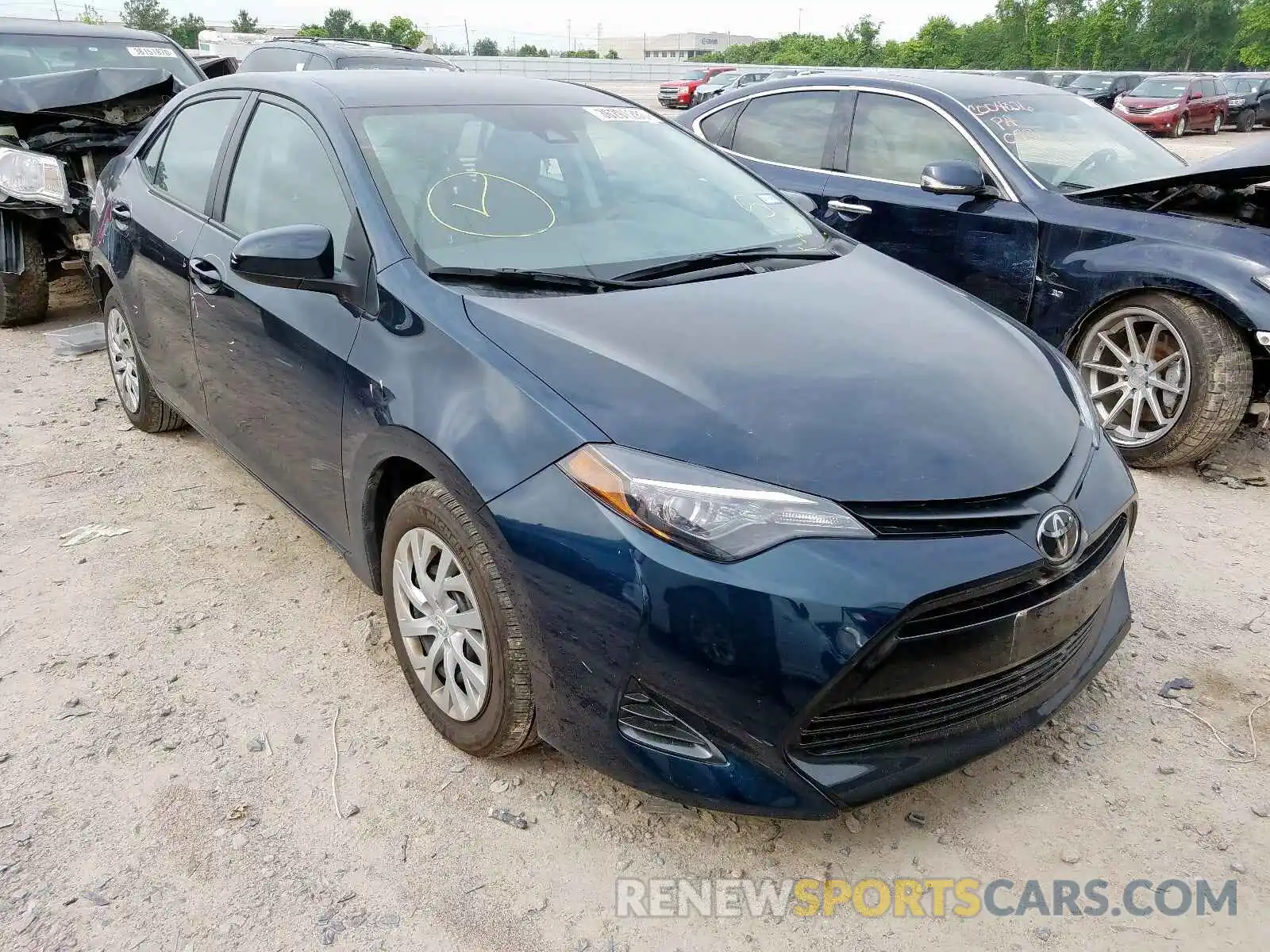 1 Photograph of a damaged car 5YFBURHE1KP926627 TOYOTA COROLLA 2019