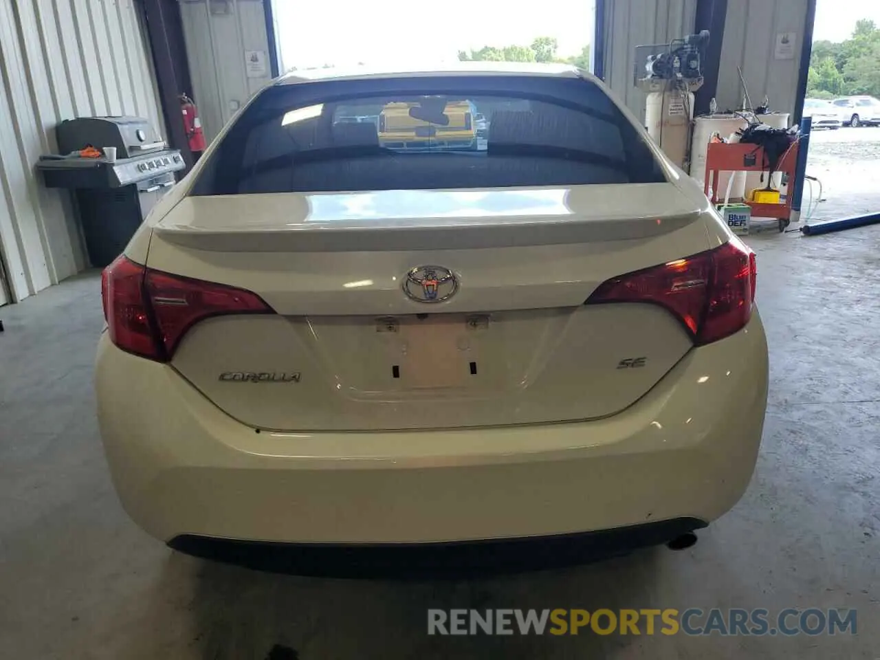 6 Photograph of a damaged car 5YFBURHE1KP926756 TOYOTA COROLLA 2019
