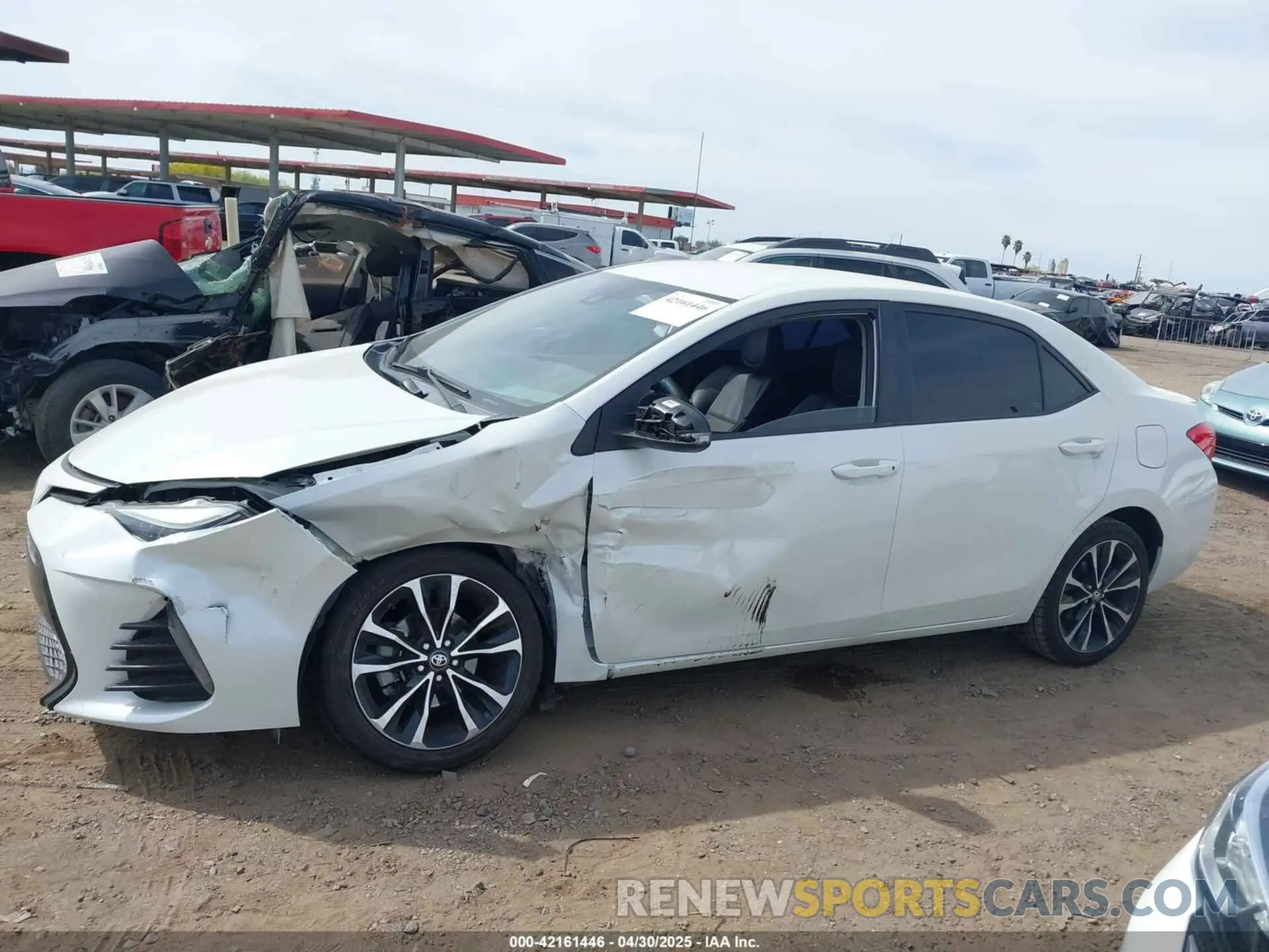 14 Photograph of a damaged car 5YFBURHE1KP928426 TOYOTA COROLLA 2019