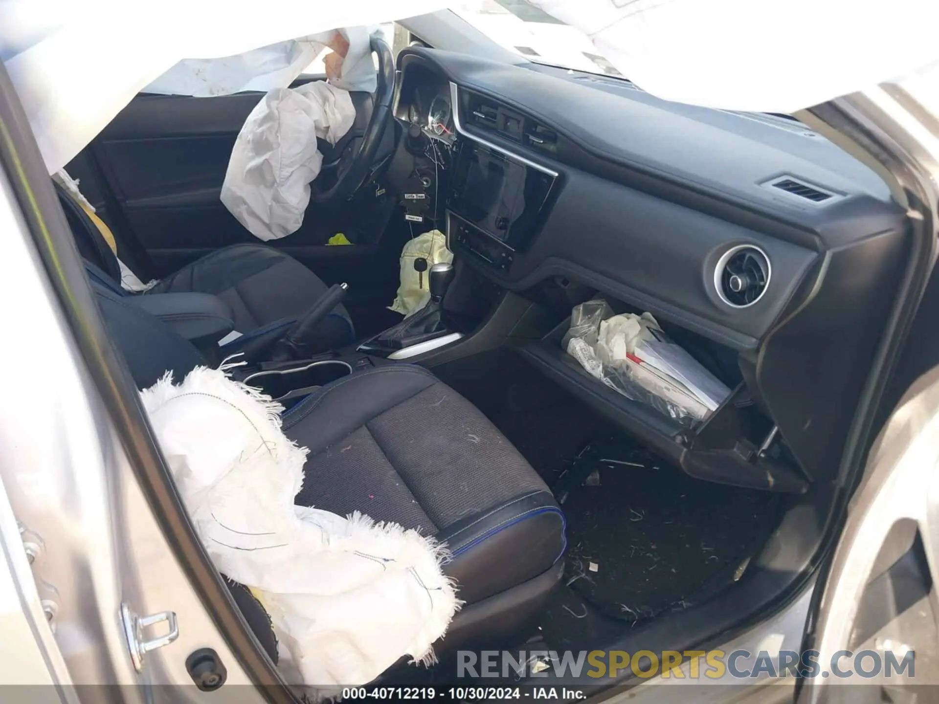 5 Photograph of a damaged car 5YFBURHE1KP928586 TOYOTA COROLLA 2019